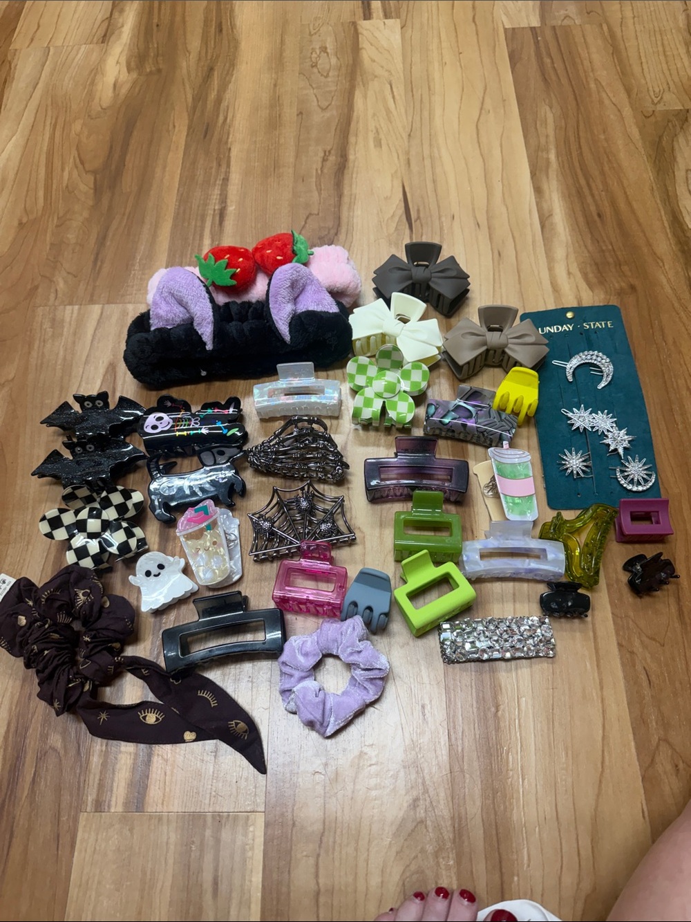 Hair Clips and Accessories - Multi-Color